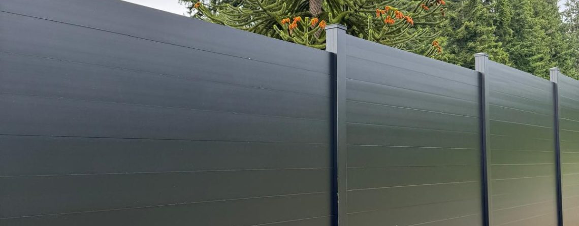 modern aluminum privacy fence