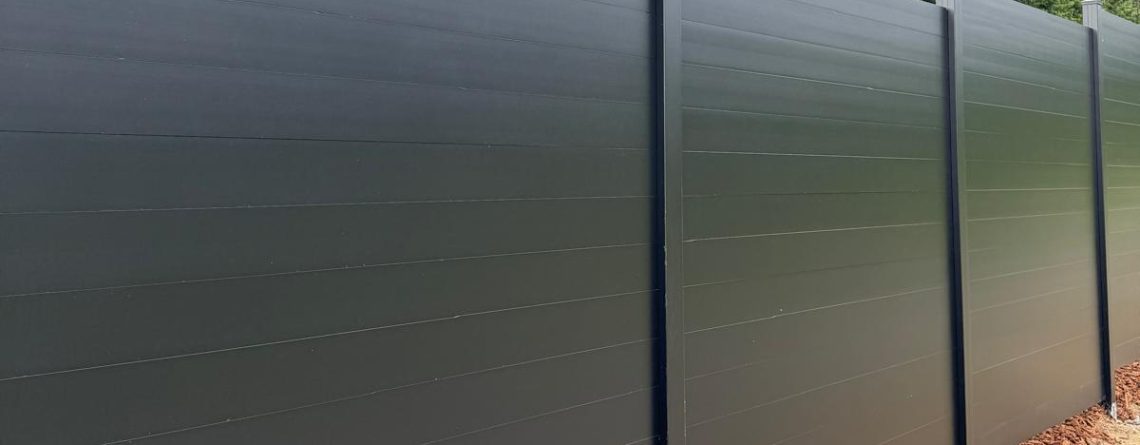 modern aluminum privacy fence