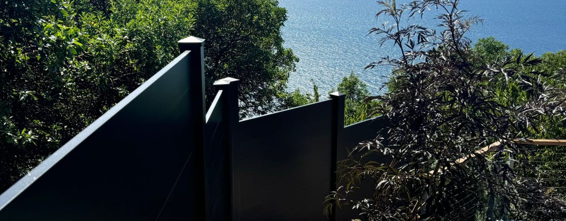 modern aluminum fence