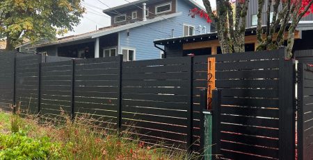 Modern aluminum privacy fence in Medina by Fences & Gates Pro